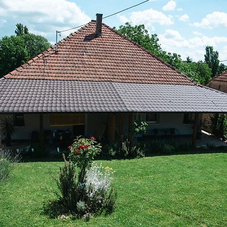 Apartmani Maslacak ヴルドニーク エクステリア 写真